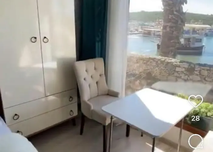 Hotel Myra Butik *